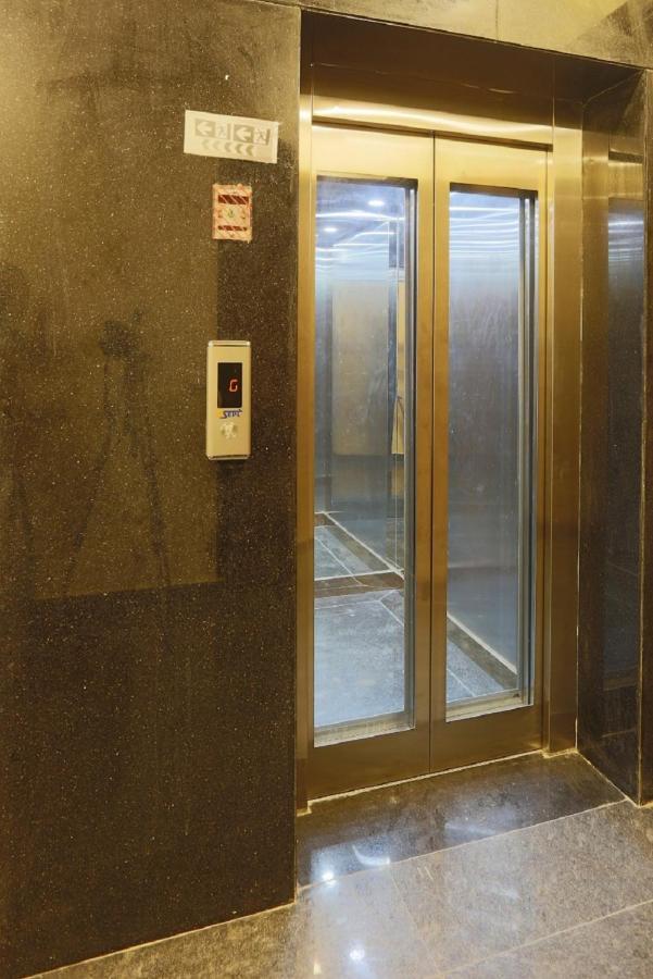 ניו דלהי Hotel Devrana Delhi Airport מראה חיצוני תמונה