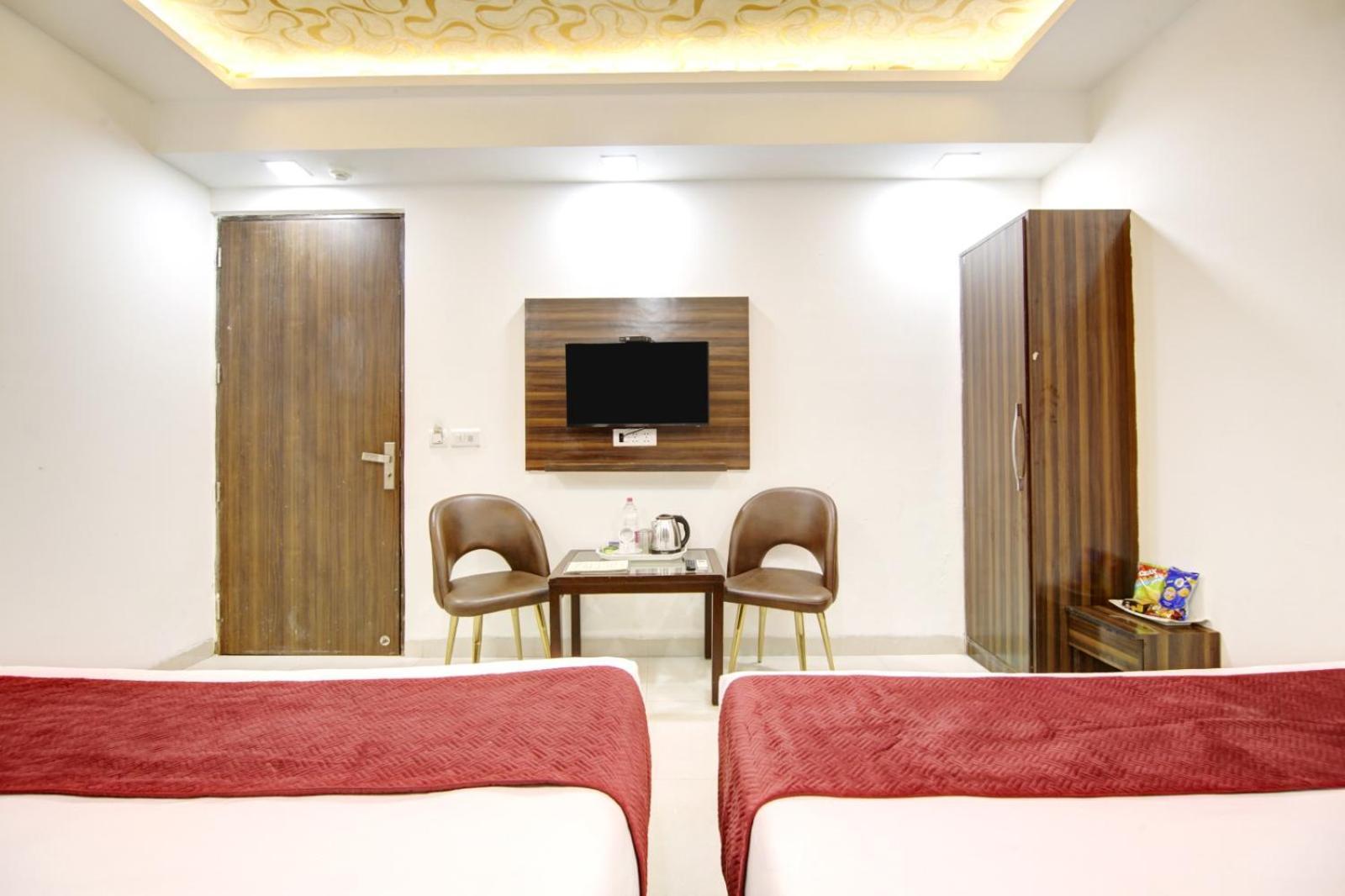 ניו דלהי Hotel Devrana Delhi Airport מראה חיצוני תמונה