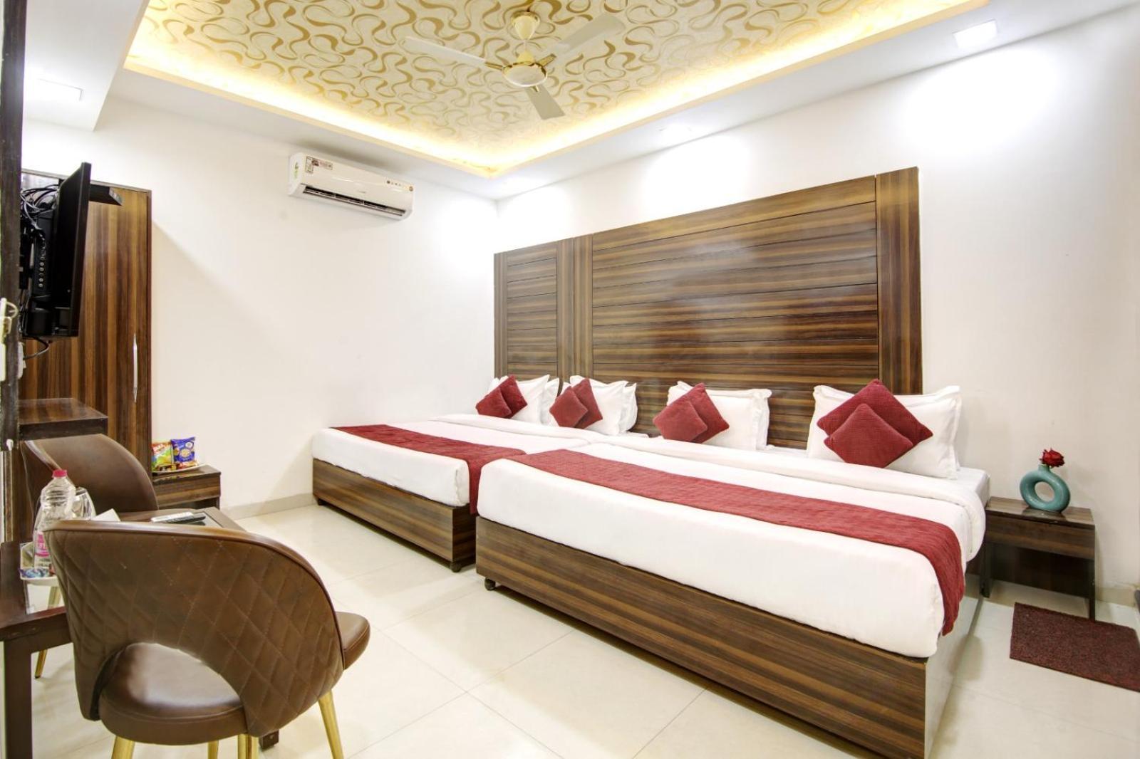 ניו דלהי Hotel Devrana Delhi Airport מראה חיצוני תמונה
