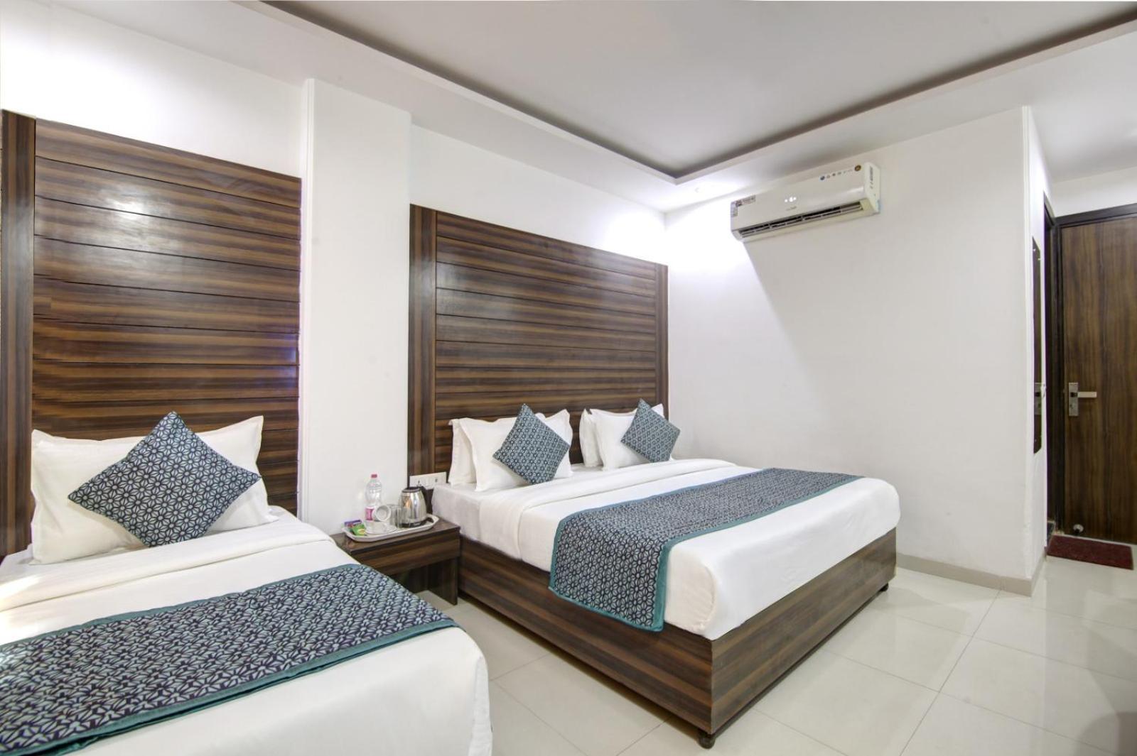 ניו דלהי Hotel Devrana Delhi Airport מראה חיצוני תמונה